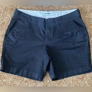 Old Navy Everyday shorts size 4